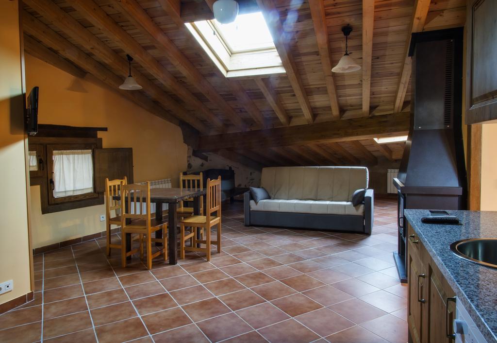 Molino Del Medio Guest House Robledillo De Gata Bagian luar foto